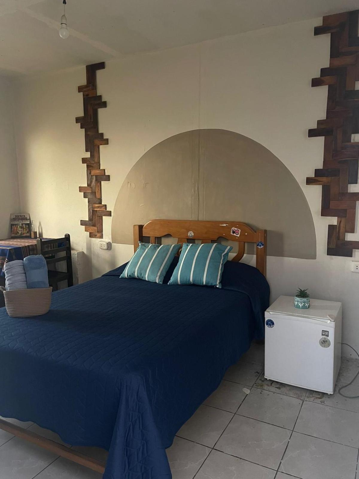 הואנצ'אקו Totora Surf Hostel חדר תמונה